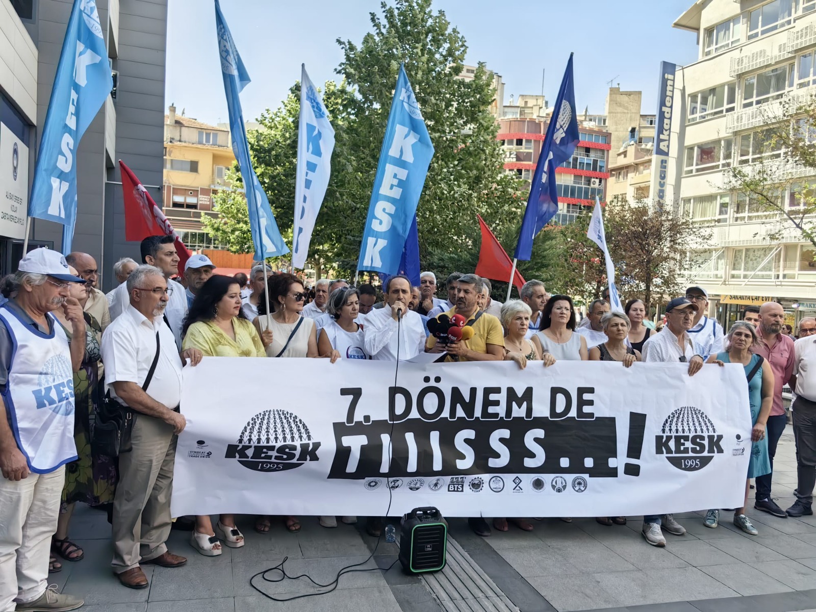 KESK: SÖZLEŞMEDE KAZANIM YOK