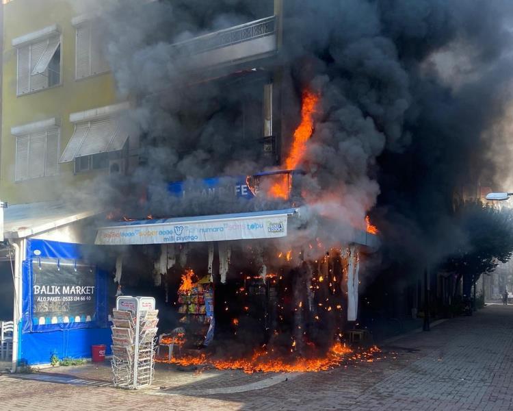 ERDEK’TE RESTORAN YANGINI