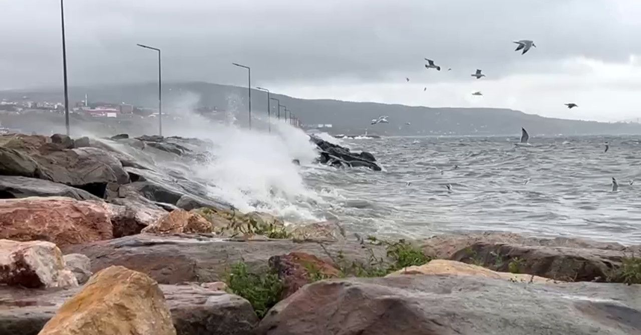 İDO, GESTAŞ ve Marmara RoRo seferleri olumsuz hava şartları nedeniyle
