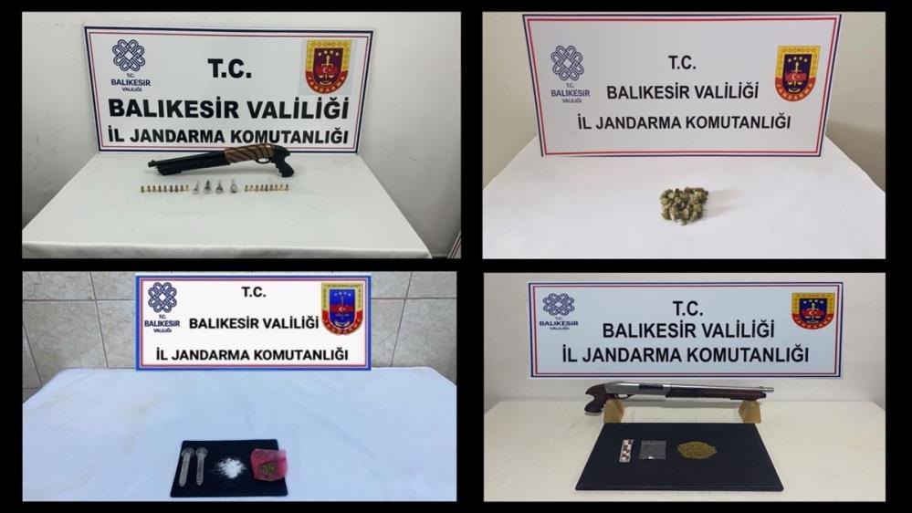 Balıkesir’in 4 ilçesinde düzenlenen uyuşturucu operasyonlarında 7 kişi gözaltına alındı.