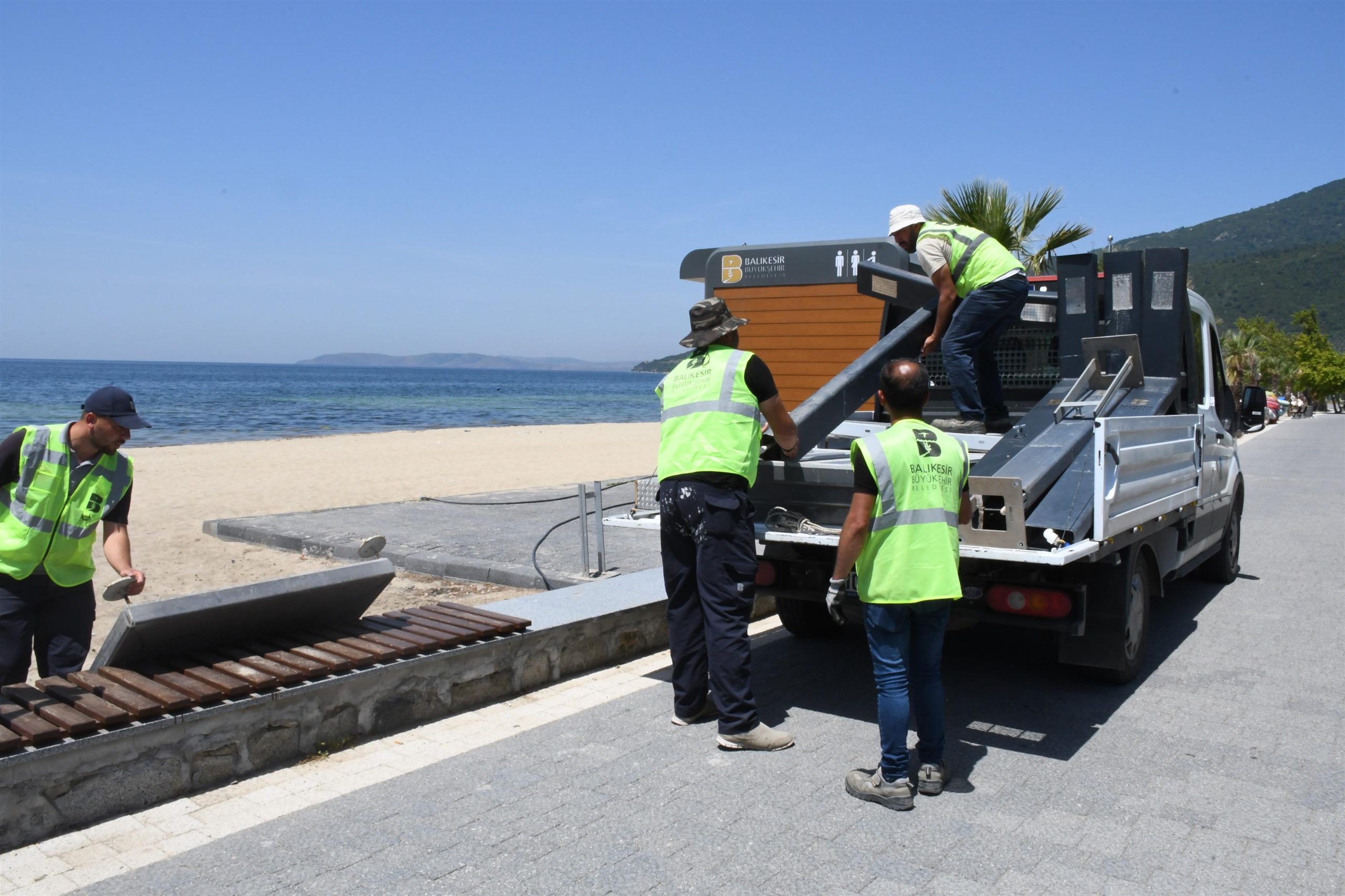 BALIKESİR BÜYÜKŞEHİR’İN MAVİ BAYRAKLI PLAJLARI BU YAZIN GÖZDESİ OLACAK