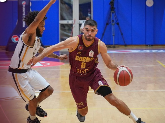 İSTANBUL DEPLASMANINDAN ELİ BOŞ DÖNDÜK ( 78-71 )