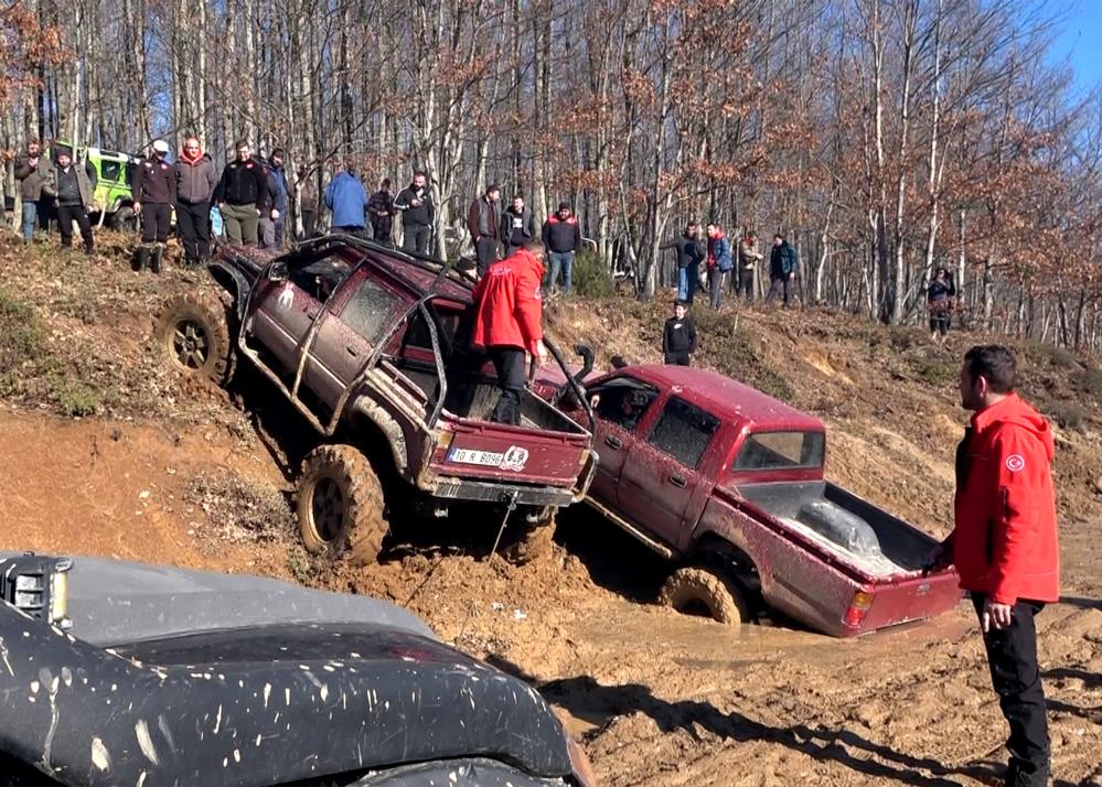 Off Road tutkunları Susurluk Çataldağ’da buluştu