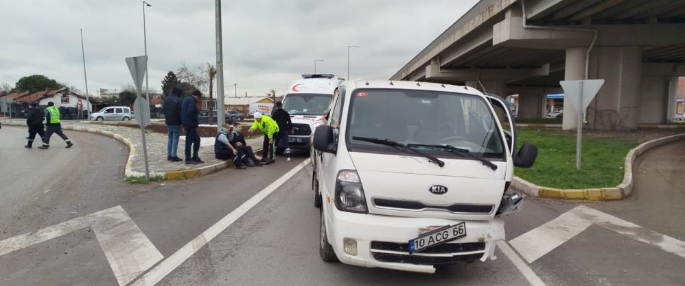 Korozman kavşağında kazalar devam ediyor