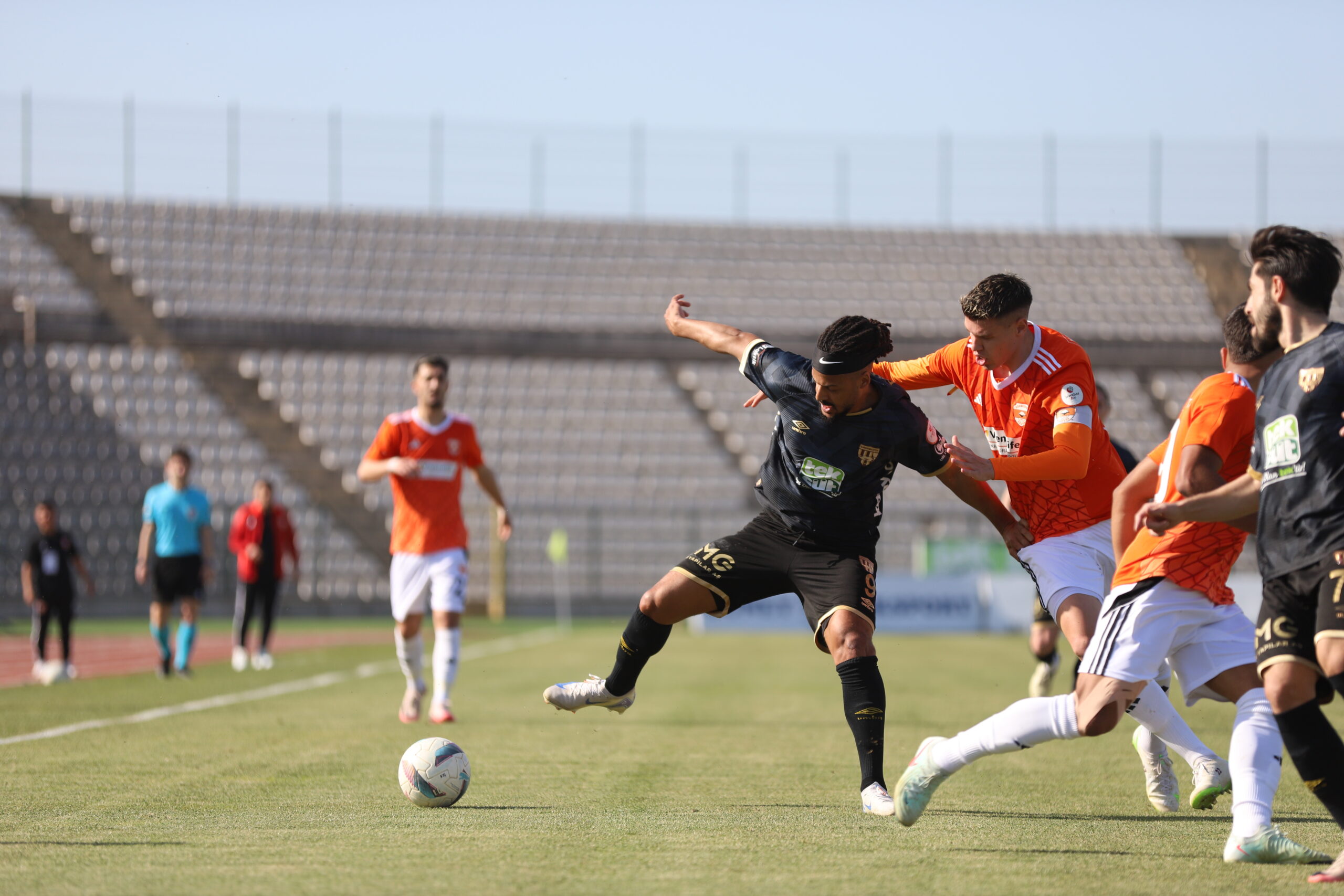 10 kişiyle bu kadar olur ( 1-0 )